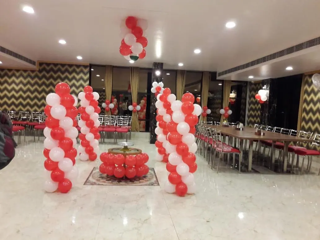 Hotel Sona Plaza Varanasi India
